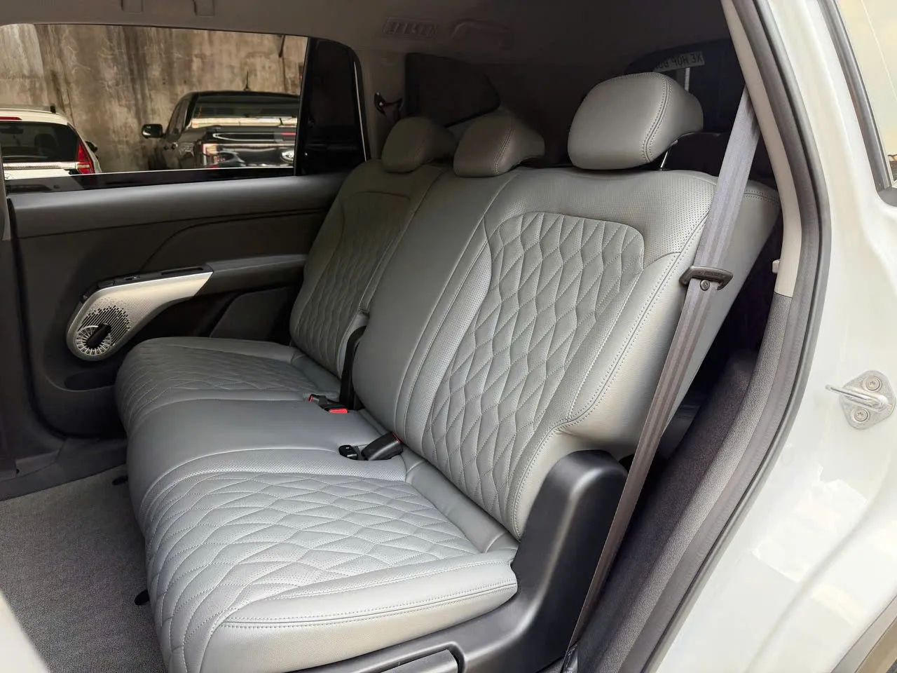 Bọc ghế VinFast Limo green 2026